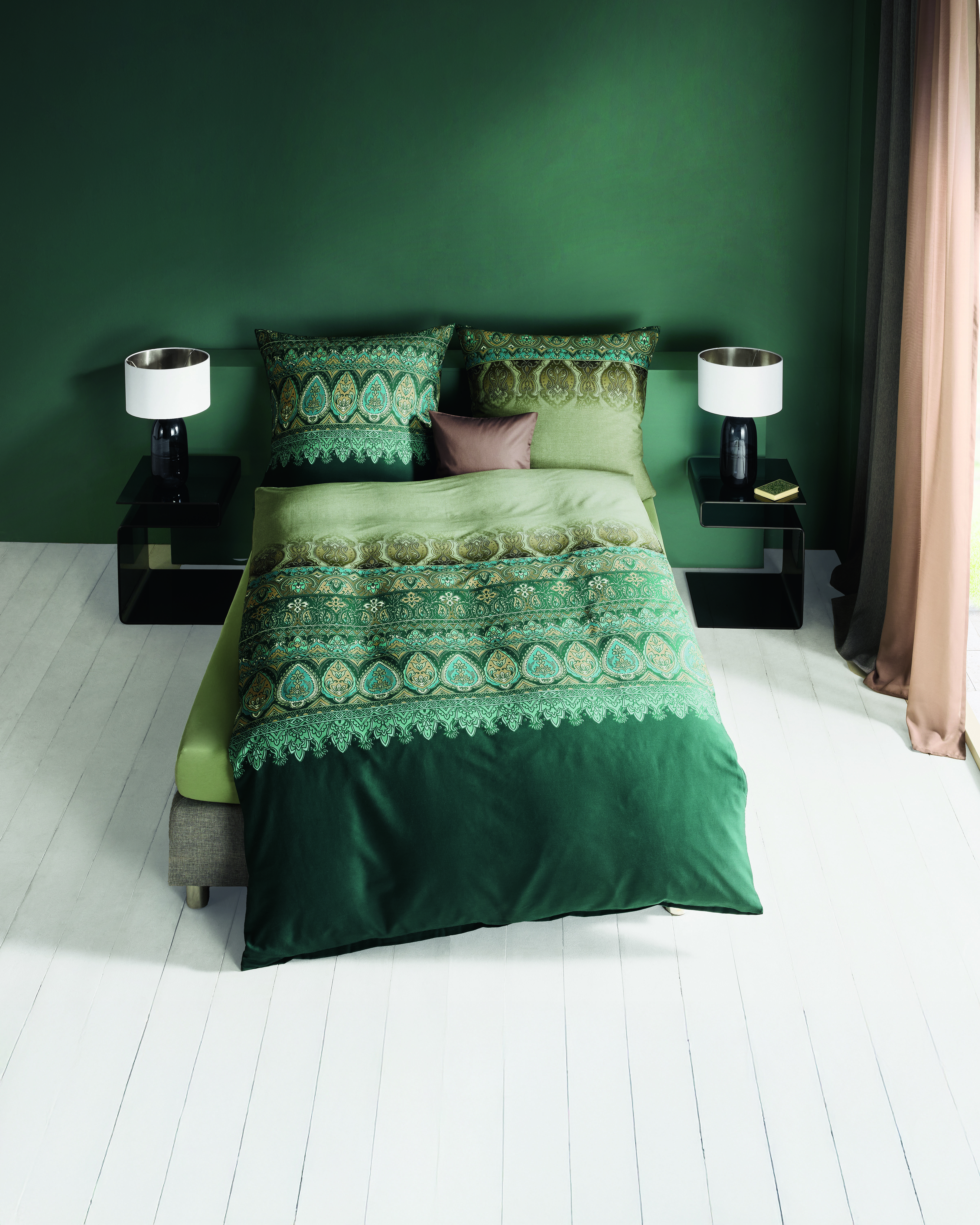 Mako Satin Bettwäsche mit Ornament-Muster in Grün
