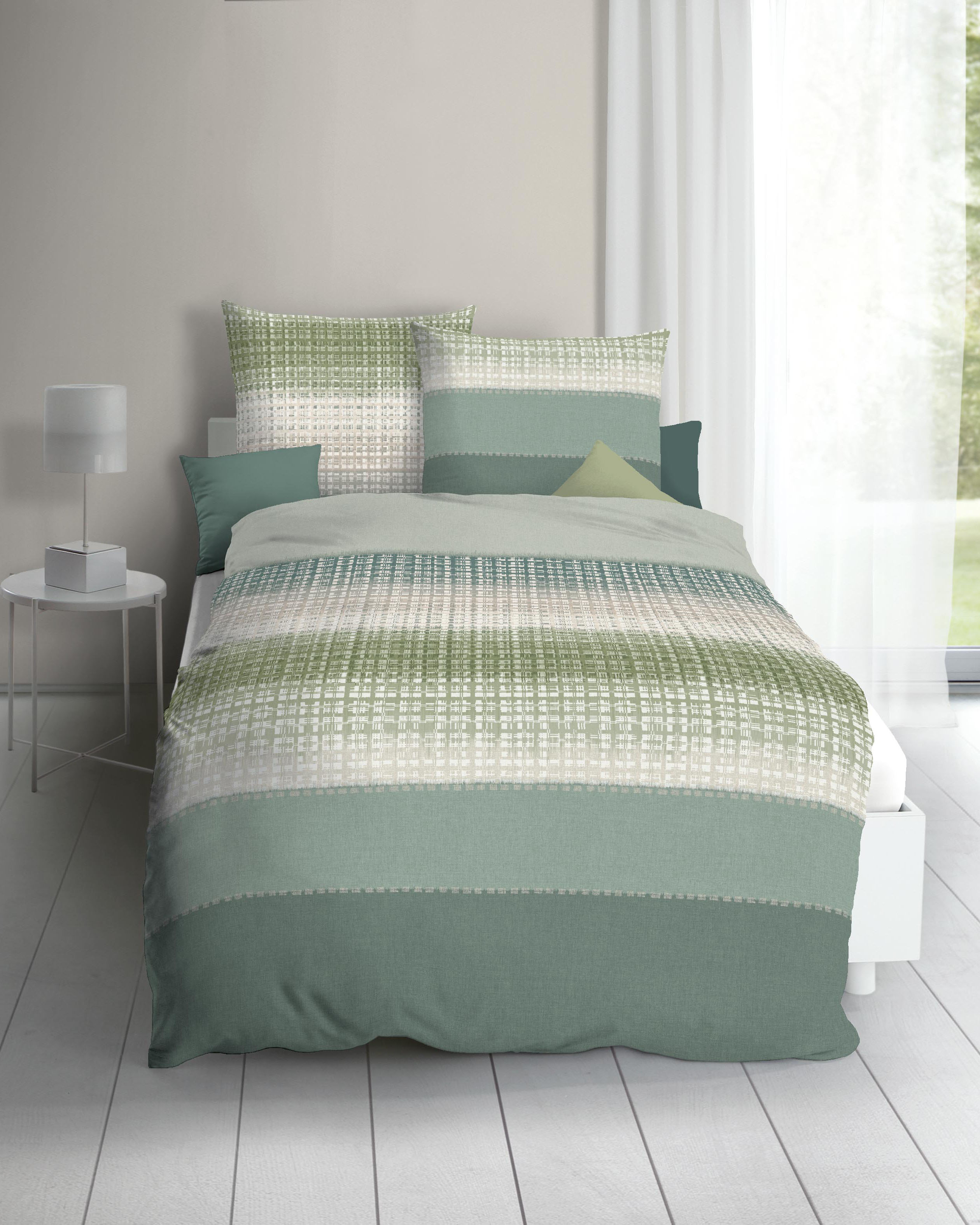 Mako Satin Bettwäsche mit Streifen-Muster in Grün