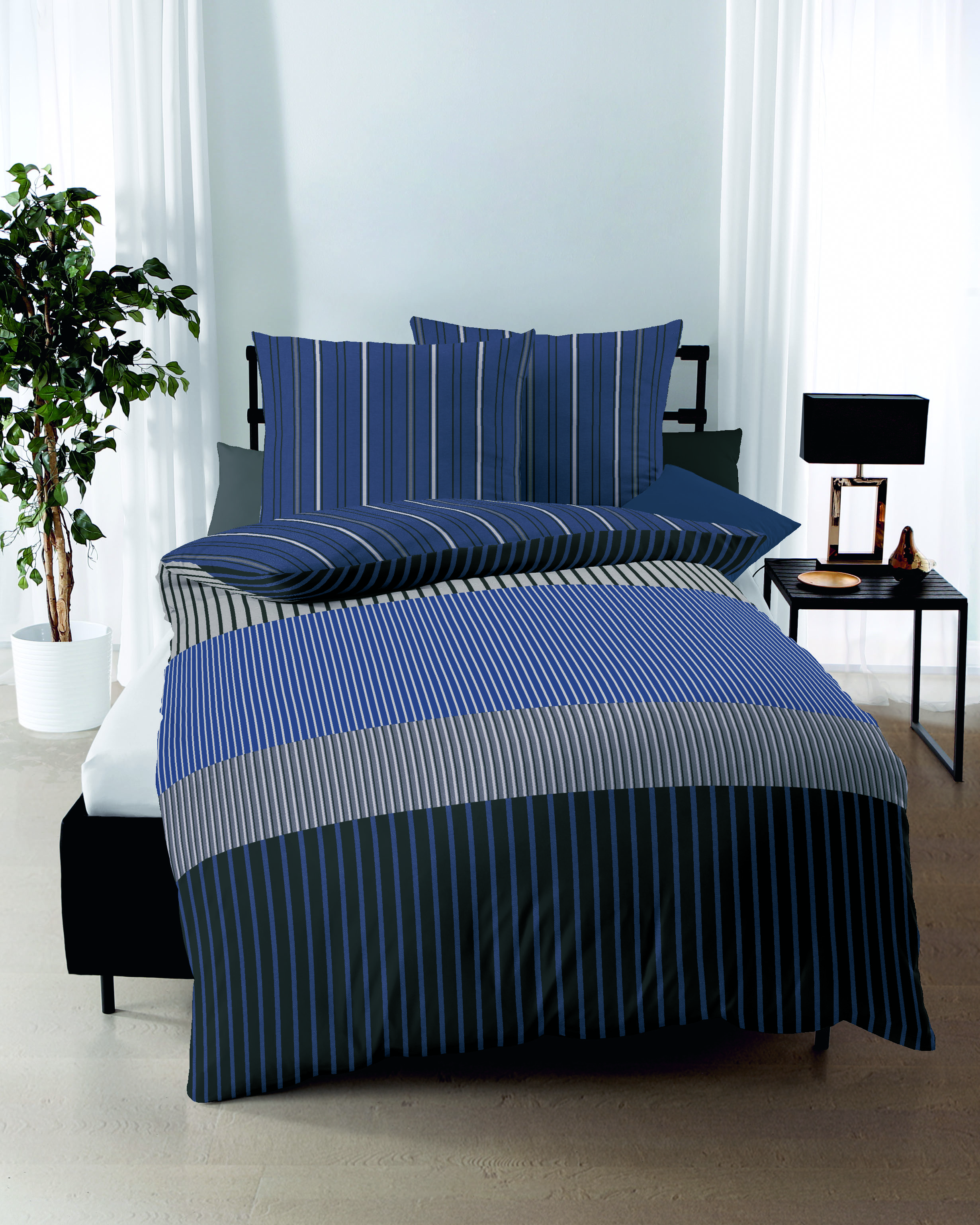 Mako Satin Bettwäsche mit Streifen-Muster in Blau