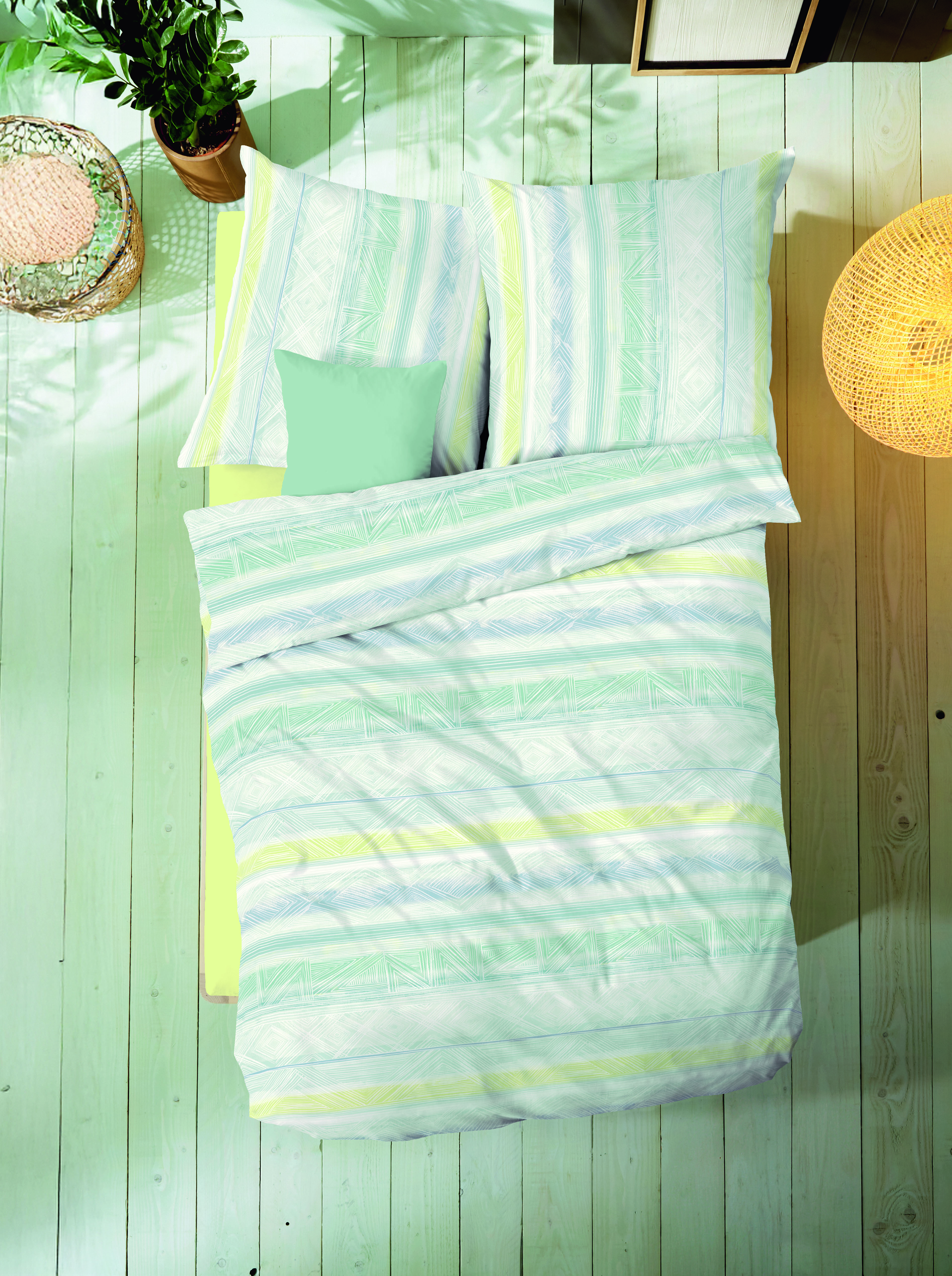 Mako Satin Bettwäsche mit Streifen-Muster in Mint-Grün