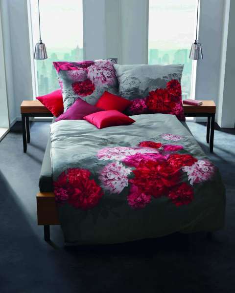 Biber Bettwäsche Blumen Motiv pink Biber Bettwäsche Blumen Motiv pink