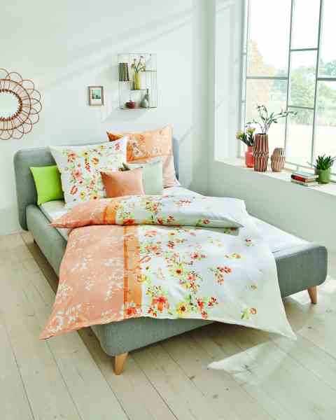 Mako Satin Bettwäsche Blumen 013 apricot Mako Satin Bettwäsche Blumen 013 apricot